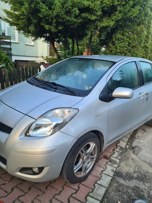 Toyota yaris, 2010 r. 1,4 D-4D