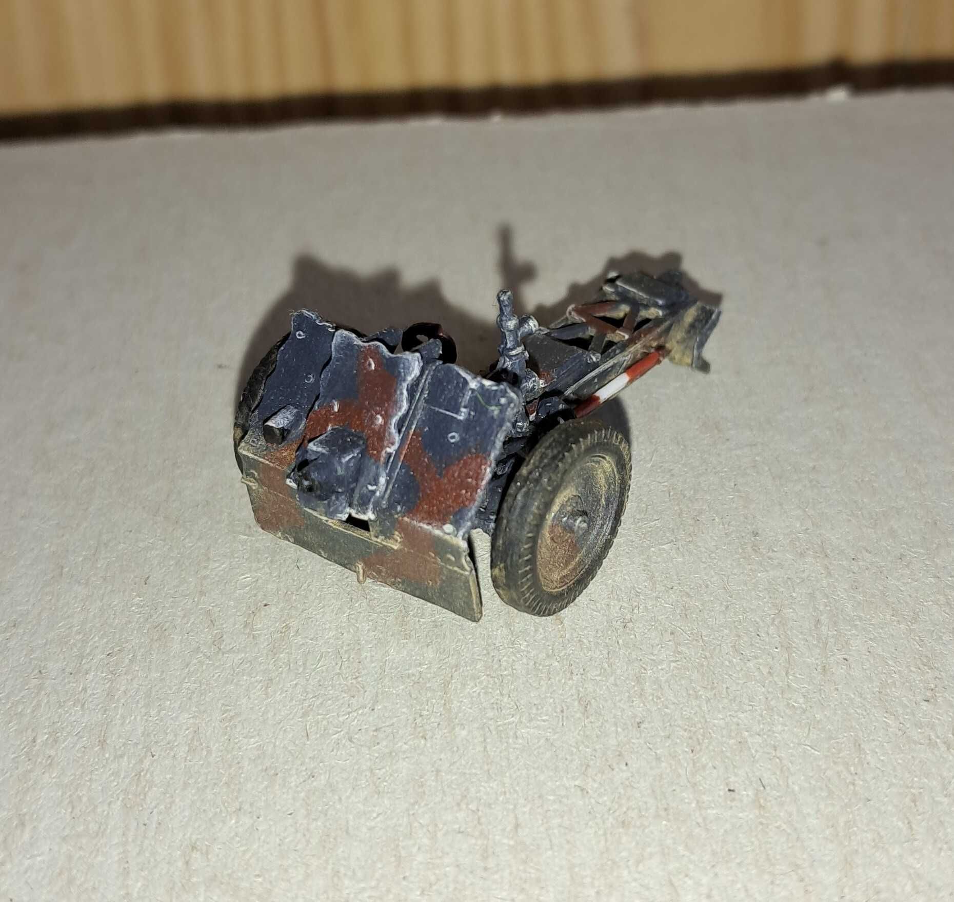 Niemieckie działo 7,5 cm le.IG 18 Wrzesień 1939 1:72 ACE