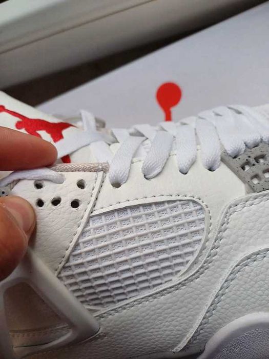 Buty damskie Trampk_Jordan_4_retro_tech_white_Oreo R.43