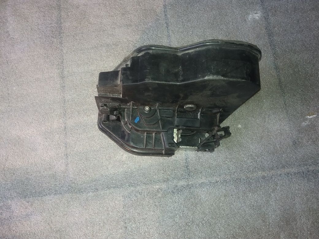 Замок правої двері BMW E63, E64.