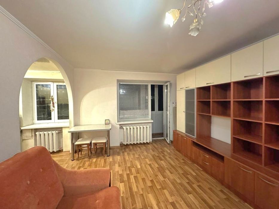 12 Квартал. 1к квартира в аренде.