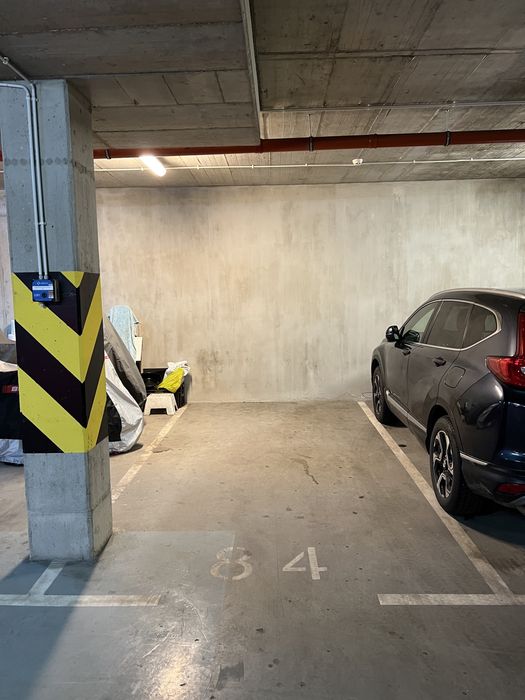 Miejsce w hali garażowej Poznań Red Park