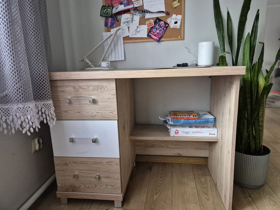 Meble komoda biurko łóżko