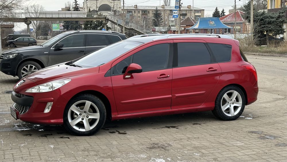 Peugeot 308sw Пежо 308