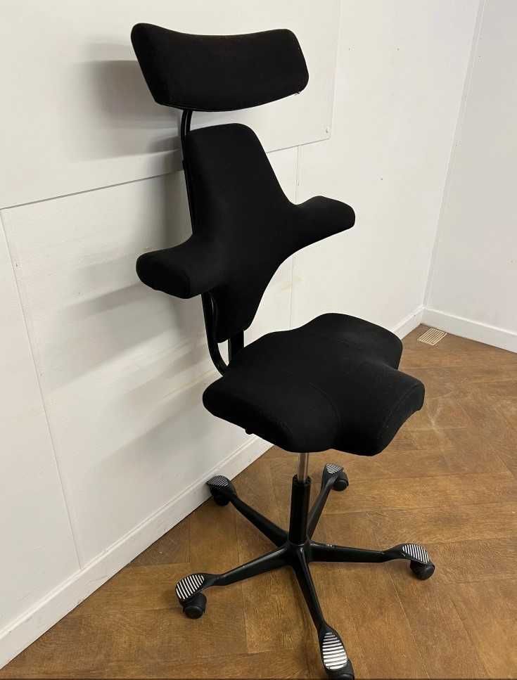 HÅG Capisco 8107 PLUS  – NOWE, FV23%, dostawa, czarne/czarne