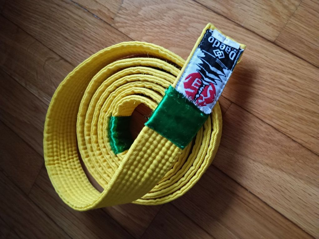 Cinto/Cinturão Amarelo Taekwondo