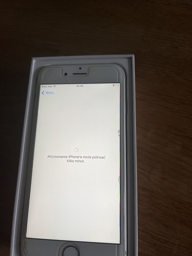 100% sprawny - bez uszkodzeń, ekran cały - iphone 6s 16gb silver