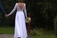 Suknia ślubna z koronką/ długi rękaw, wycięte plecy