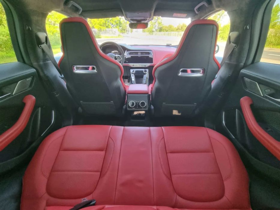 Jaguar I-Pace EV400      2019