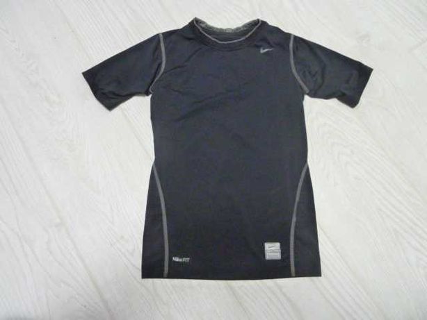 Nike pro  футболка на 8-10 лет