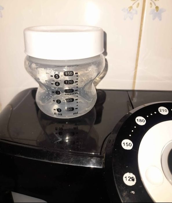 Tommee Tippee Máquina para Preparação de Biberons Perfect Prep