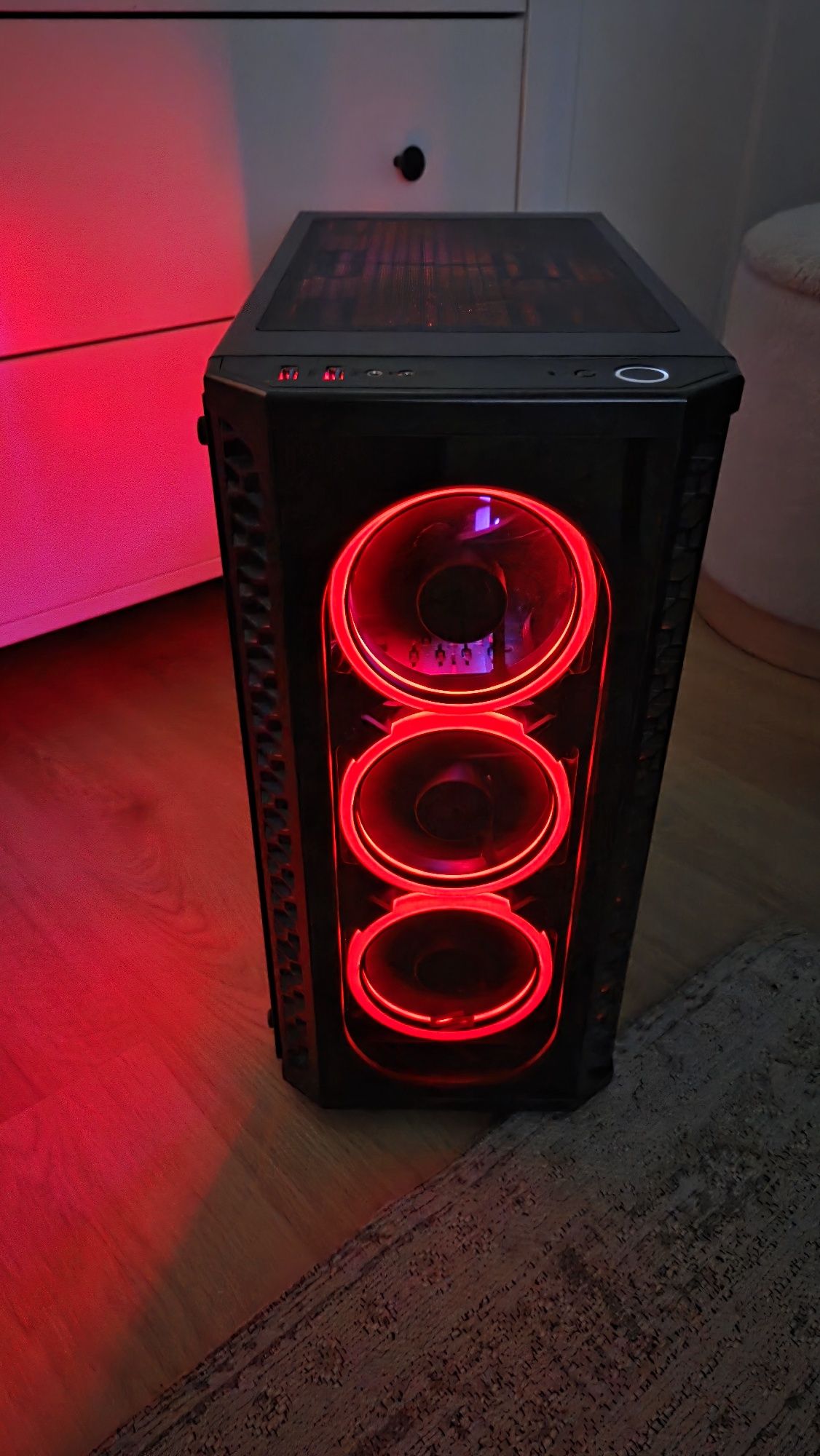 Komputer AMD 5 3600 AM4, Radeon RX 5600 XT, 48 GB RAM, RGB