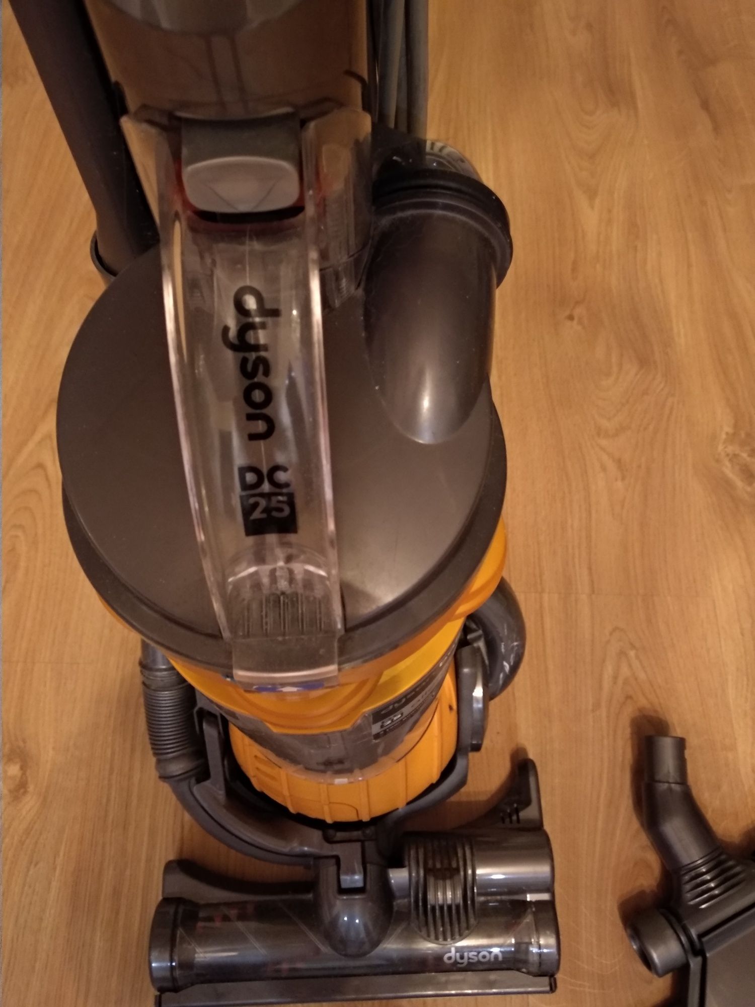 Пылесос Dyson ds25