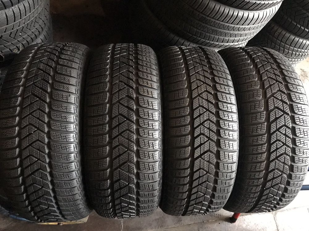 225/45/18 R18 Pirelli SottoZero 3 4шт зима