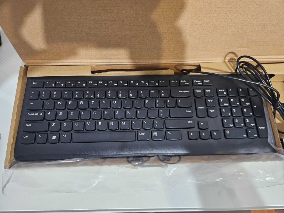 Klawiatura przewodowa Lenovo Essential
