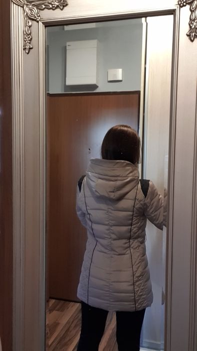 Kurtka zimowa damska pikowana beżowa z kapturem płaszcz beżowy