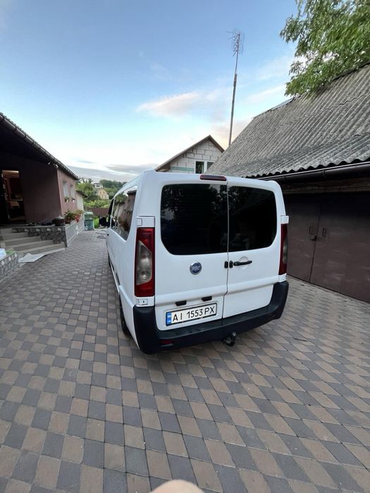 Продам власне авто у гарному стані