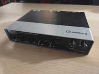 Steinberg UR 242 interface audio