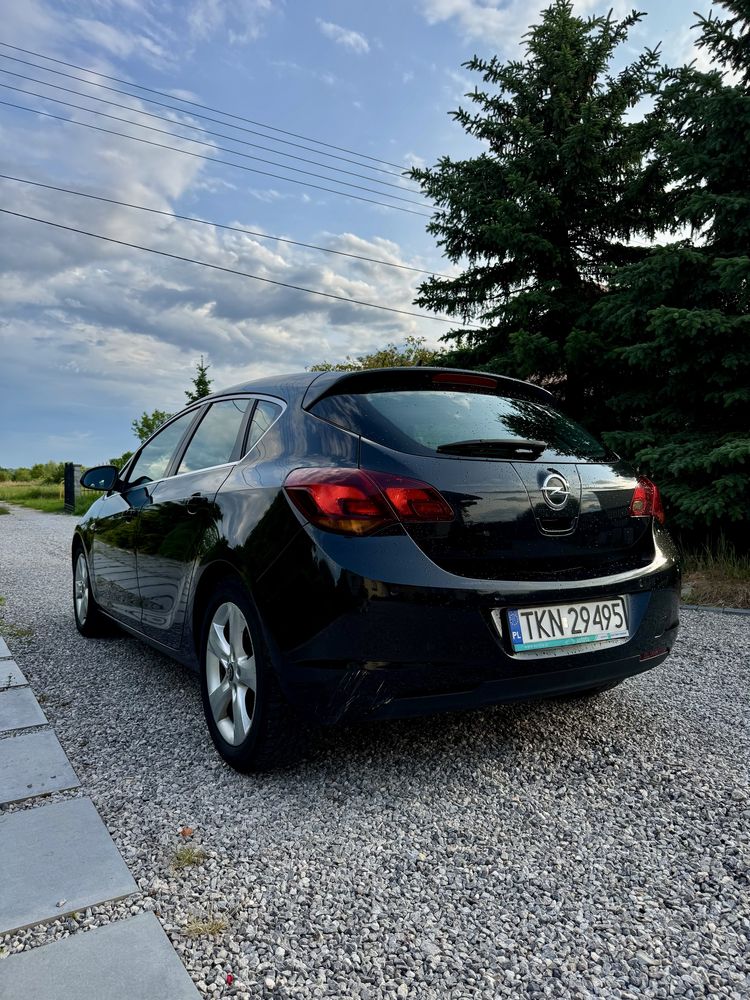 Opel Astra J 1,7 Cdti 130 Km
