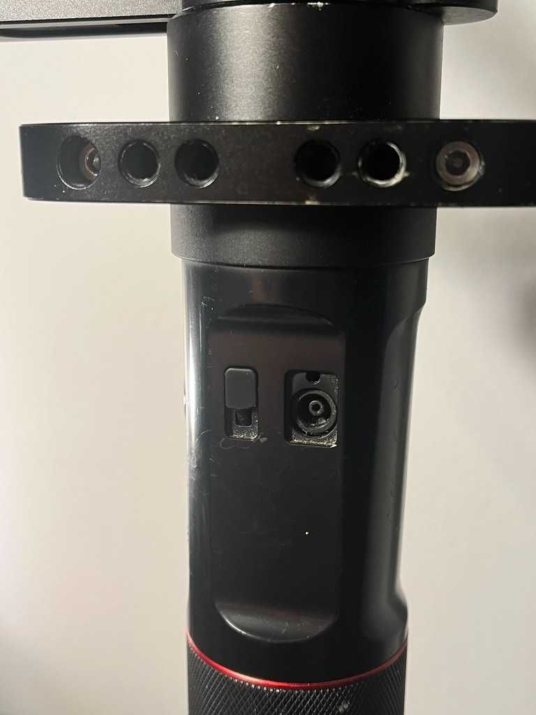 Stabilizator zhiyun crane 2