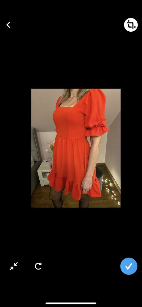 Czerwona sukienka