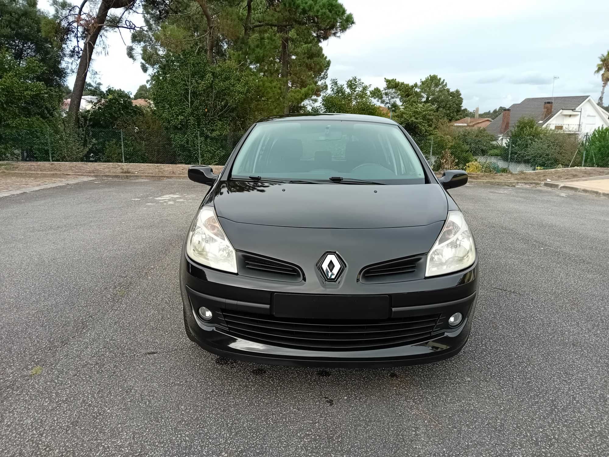 Renault clio 1.2i 75cv Dynamique