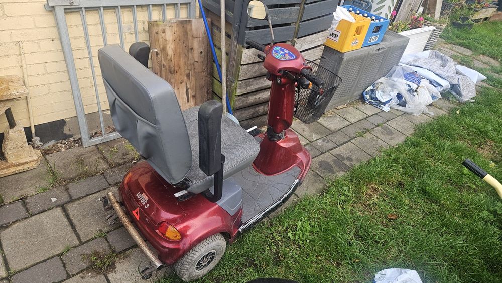 Wózek elektryczny Lotus 3