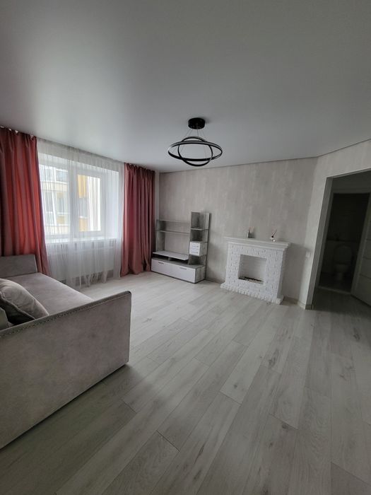 Здам чудову трикімнатну квартиру р-н Академічний 19000грн