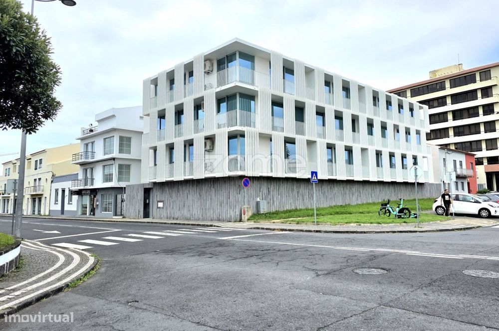 Apartamento T3 novo, para arrendamento - Ponta Delgada