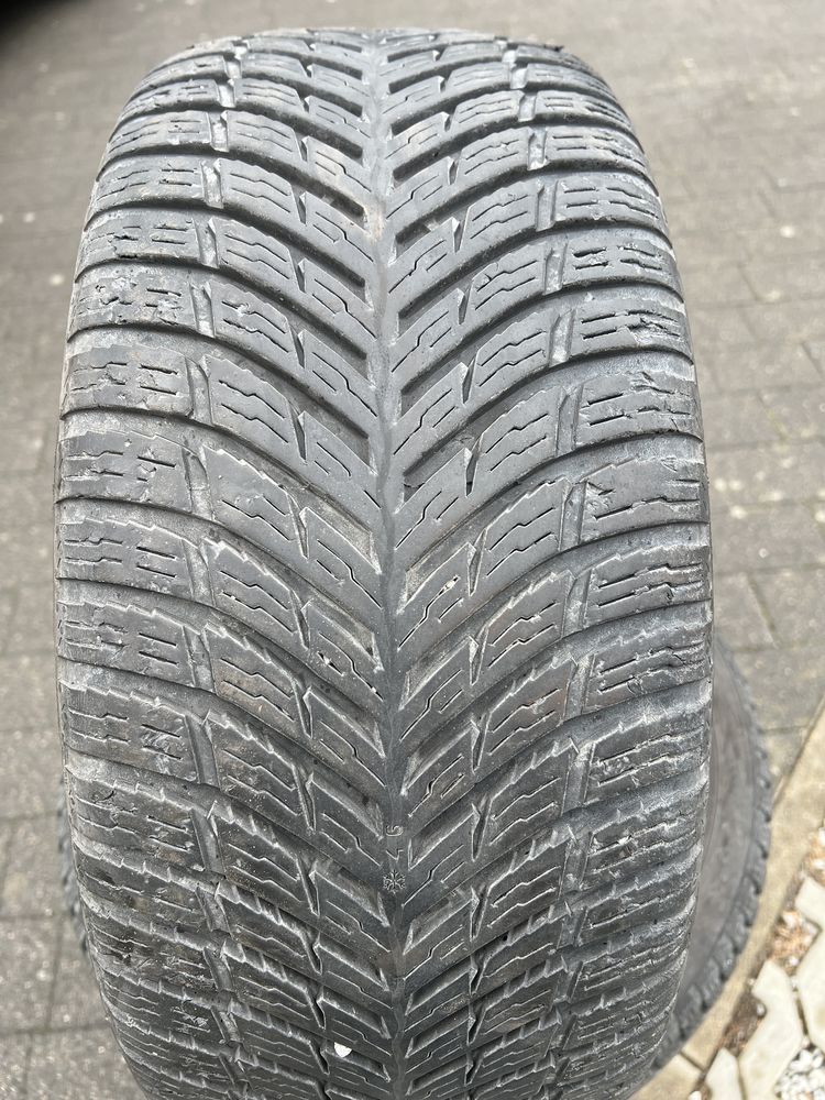 Nokian 225 45 R17 4 szt Całoroczne