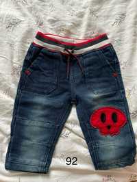 Spodnie jeansowe na gumie