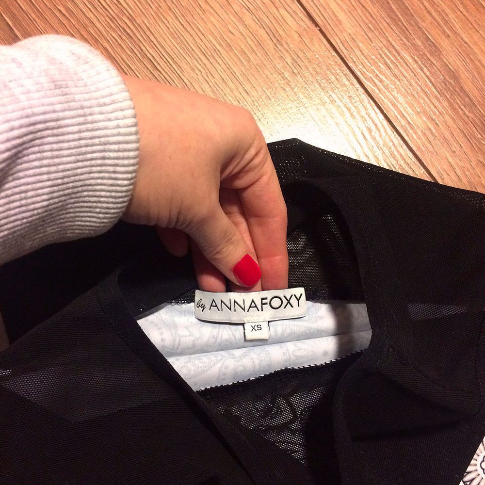 Аnna Foxy XS жіночий чорний спортивний топ жіноча чорна майка футболка