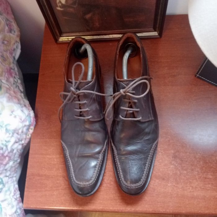 Sapato clássico em pele genuína Cor castanho _- Sixty