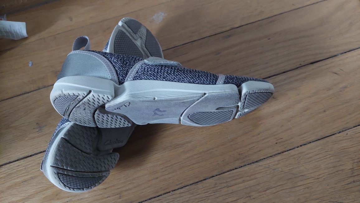 Clarks Półbuty Tri Amelia Bar sportowe lekkie baleriny r.37