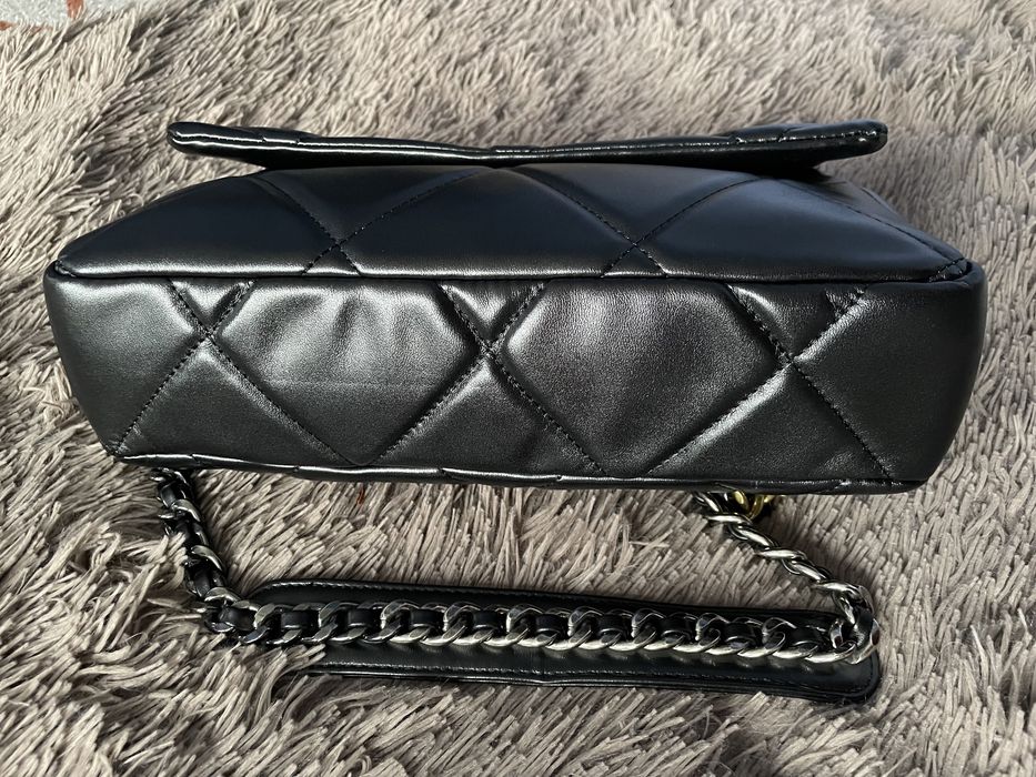 Сумочка з металевим ланцюжком