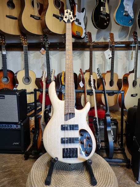 Cort B-4 Element OPN gitara basowa aktywna-pasywna B4 Bartolini MK-1