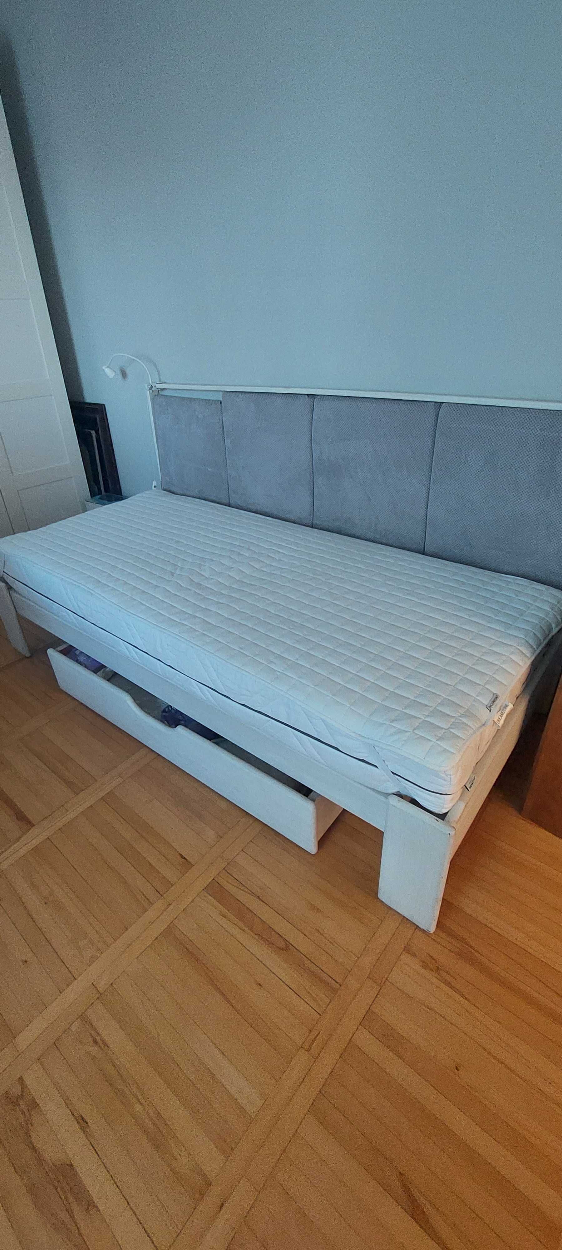 ŁÓŻKO , białe , PEŁNE DREWNO z materacem