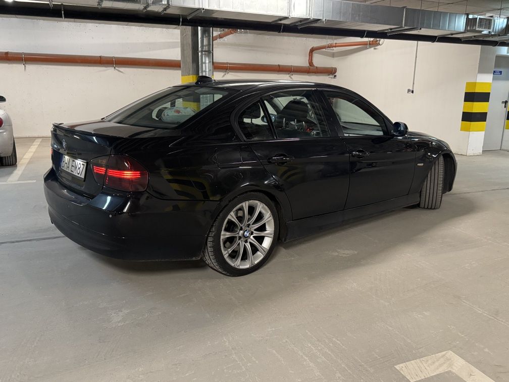BMW E90 320d 2007r. M47 163km automat garażowana felgi 18' M pakiet