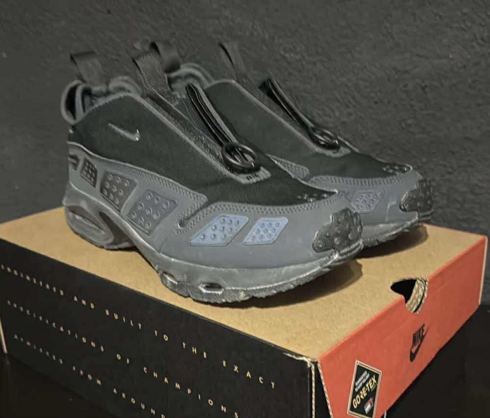 Nike Air Max SNDR Pretos - tamanho 42.5 - Como Novos