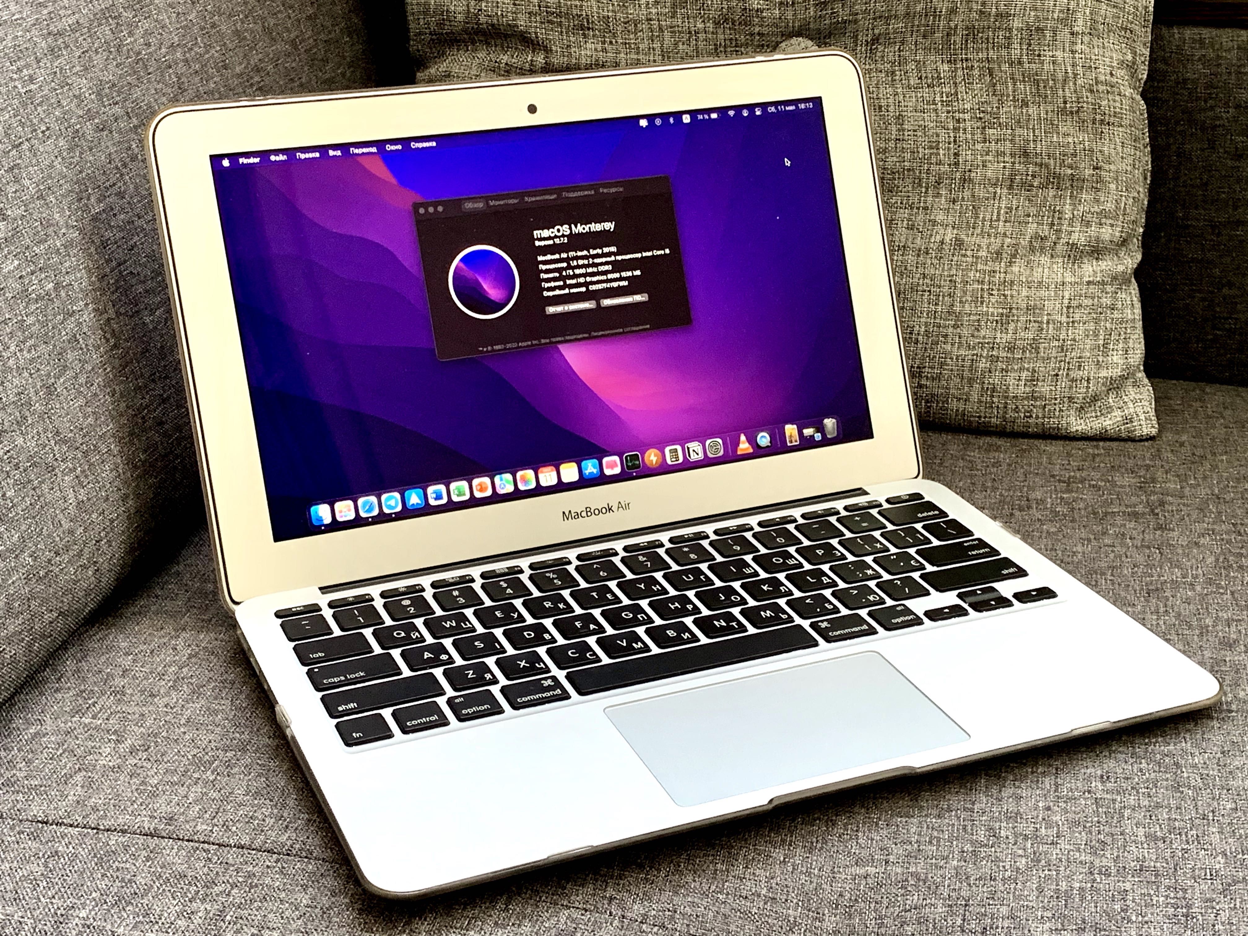 Macbook Air 11.6 (2015, 4gb, 128 ssd) ідеал 10/10 +чохол у подарунок