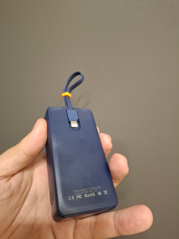 Павербанк.Power bank 10000mA. Мініверсія. Повер банк.  Новий