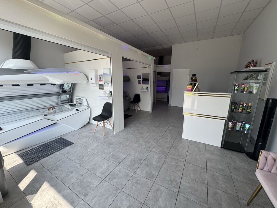 Sprzedam salon- solarium