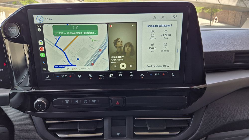 Wynajem nowych busów premium 2024 Tourneo Kraków