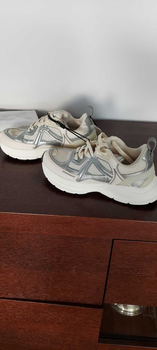 Zara buty sportowe na grubej podeszwie, rozmiar 36.