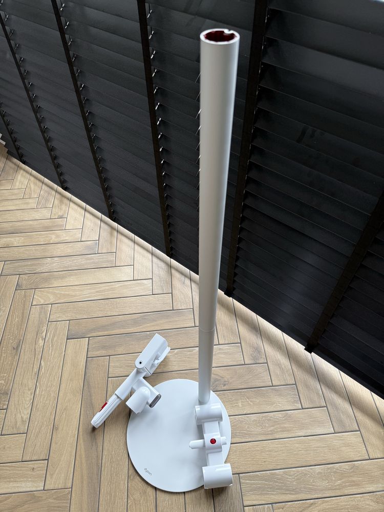 Stacja dokująca DYSON Floor Dok Multi do odkurzacza V15/V11/Outsize