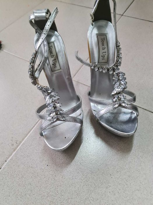 Sapato para Senhora Prata - Tamanho 37