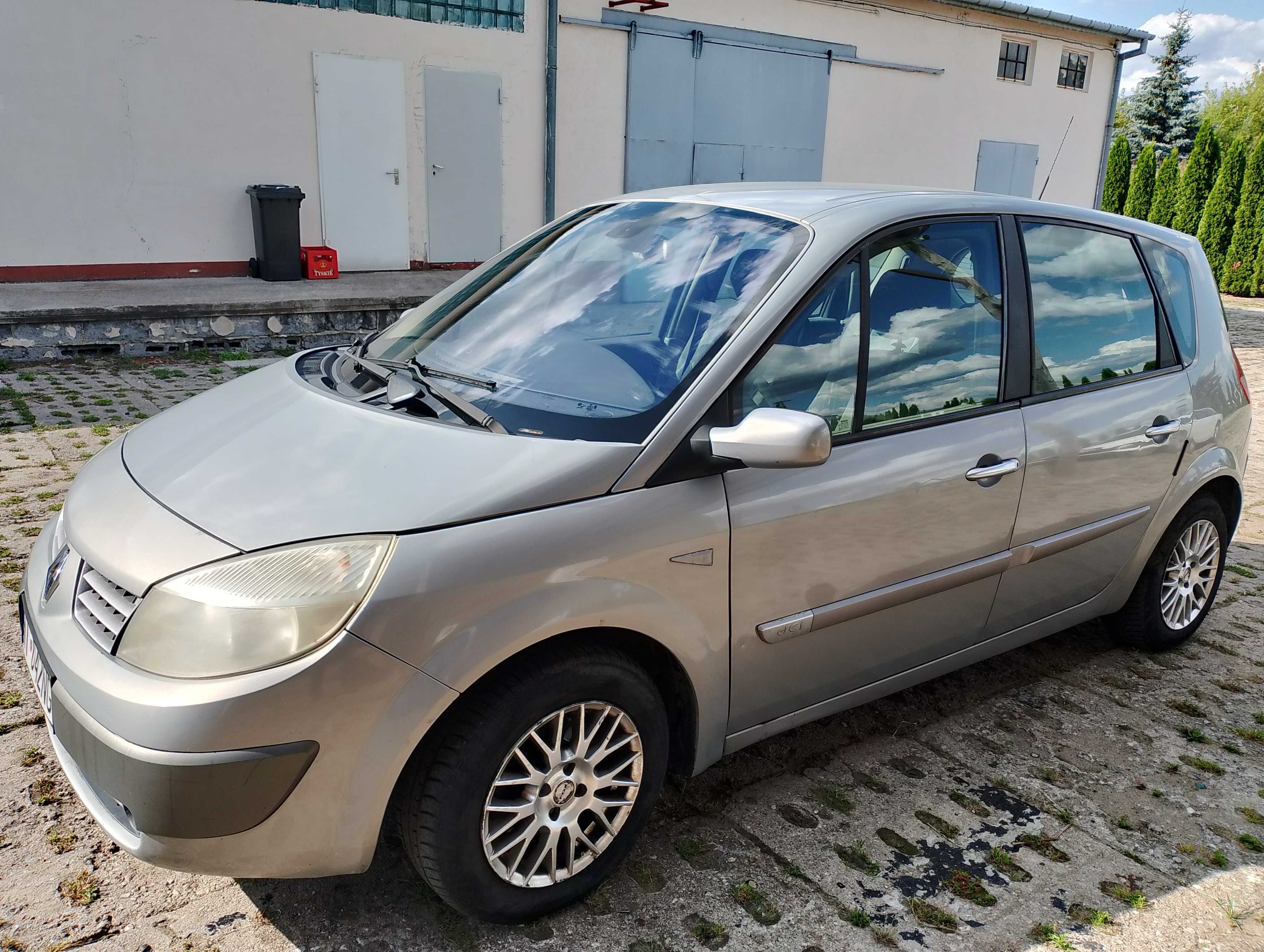 Renault Scenic niski przebieg, 10 lat w jednych rękach