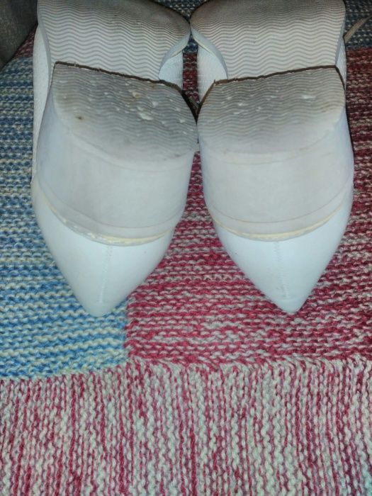 Женские кожаные туфли на шнурках 35