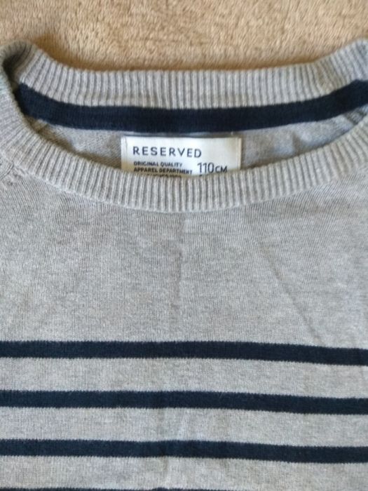Sweter Reserved
