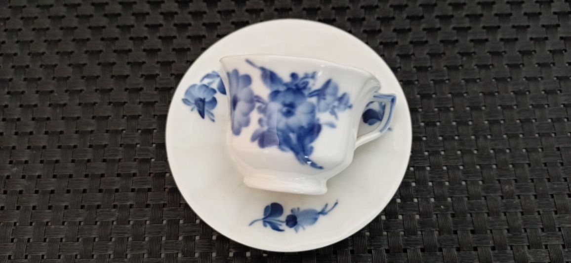 Porcelana l Royal Copenhagen Mokka KOBALT